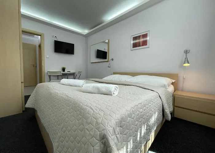 招待所 Saldorf 3*